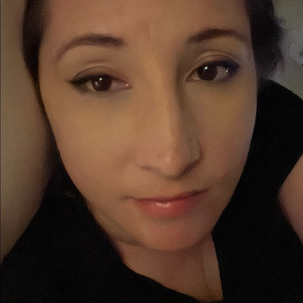 Meet your Posher, Stacy